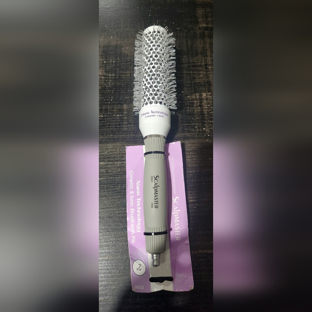 Scalpmaster Ceramic and lonic Rounded Hair Brush Nano Technology With pik 2 1"